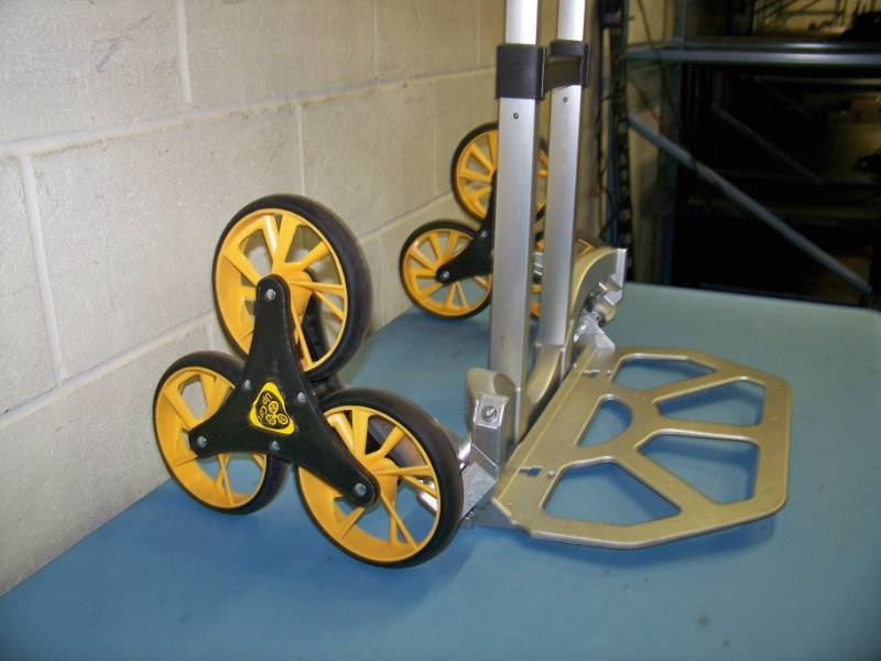 lot 14 image: UpCart Dolly
