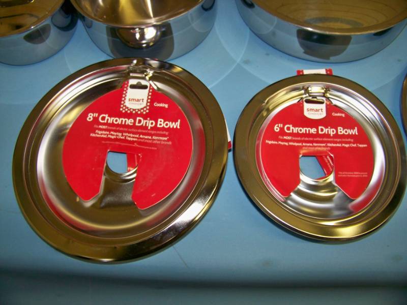lot 59 image: J.A. Henckels International Pots, Pans and Lids