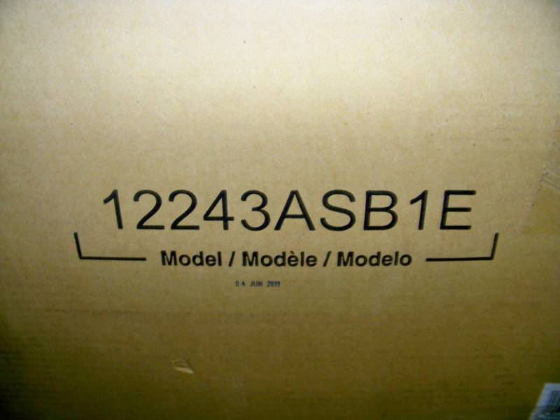 lot 17 image: Cosco, 3-in-1, Heavy-Duty, Hand Truck  Dolly  Cart - NEW in Original Box