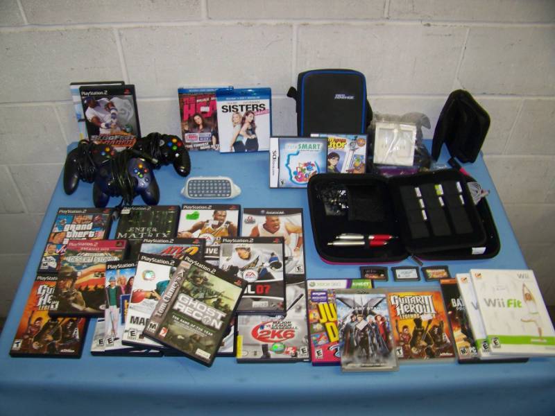 lot 58 image: (LARGE LOT) Playstation 2, XBox 360, Nintendo DSI Games, Blu-ray, Controllers, Accessories