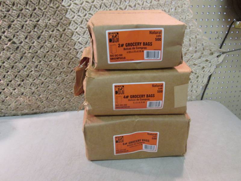 lot 6 image: 3 Bundles of Assorted Size Paper Gr...