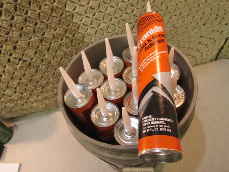 lot 21 image: 12 Large Tubes of Franklin Panel & ...