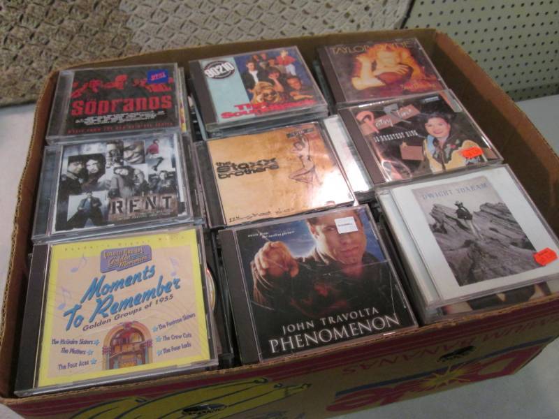 lot 51 image: Large Lot of CDs  CLR...