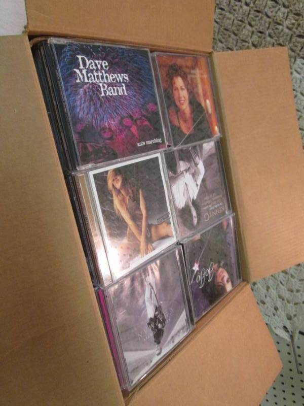 lot 54 image: Large Lot of CDs  CLR...