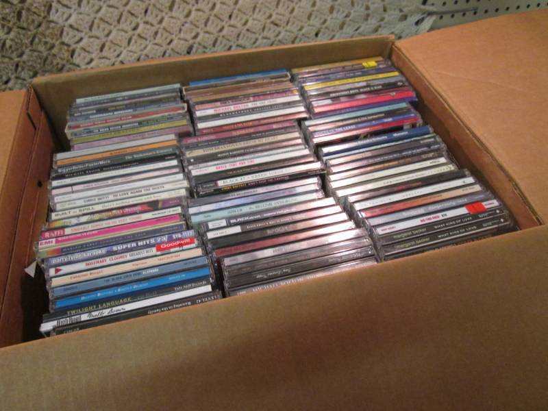 lot 59 image: Large Lot of CDs  CLR...
