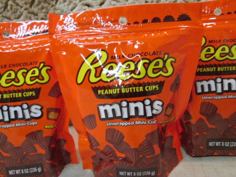 lot 83 image: 3 Bags of Reeses Peanut Butter Cup ...
