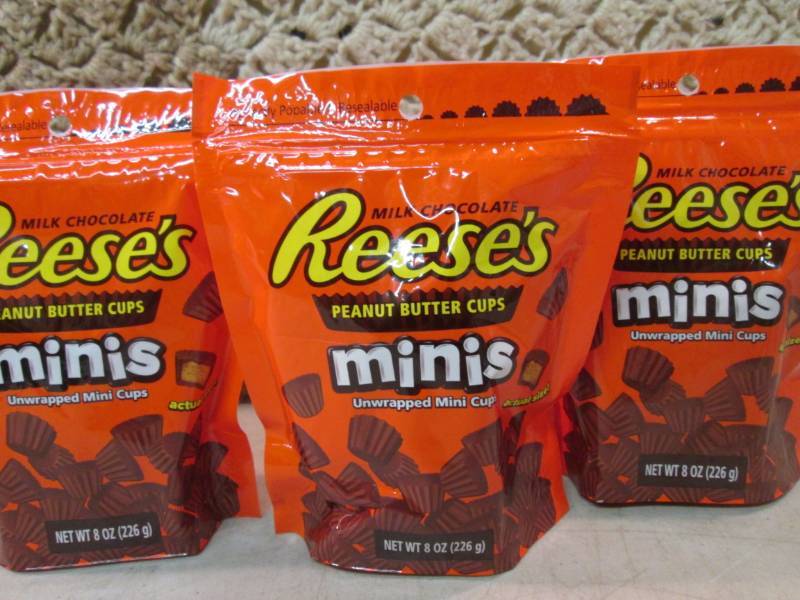 lot 84 image: 3 Bags of Reeses Peanut Butter Cup ...