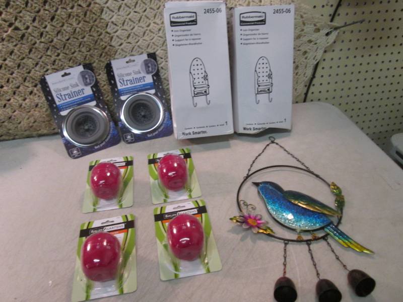 lot 113 image: Lot of Misc See Photos  A-4...