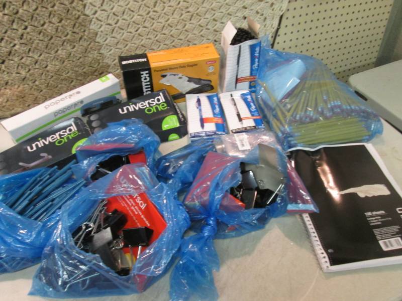 lot 148 image: Lot of Assorted Office Supplies  CS...