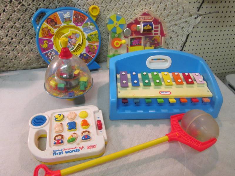 lot 249 image: Lot of Kids Toys  A-3...