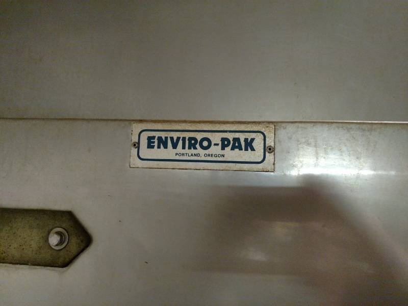 lot 8 image: Enviropak 500 lb. Smokehouse, Model...