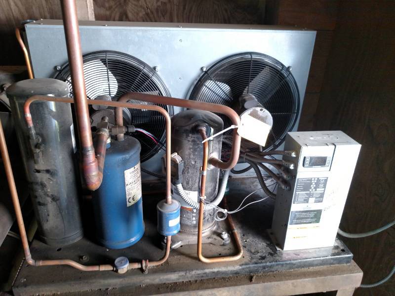 lot 19 image: Emerson Refrigerator Compressor Mod...