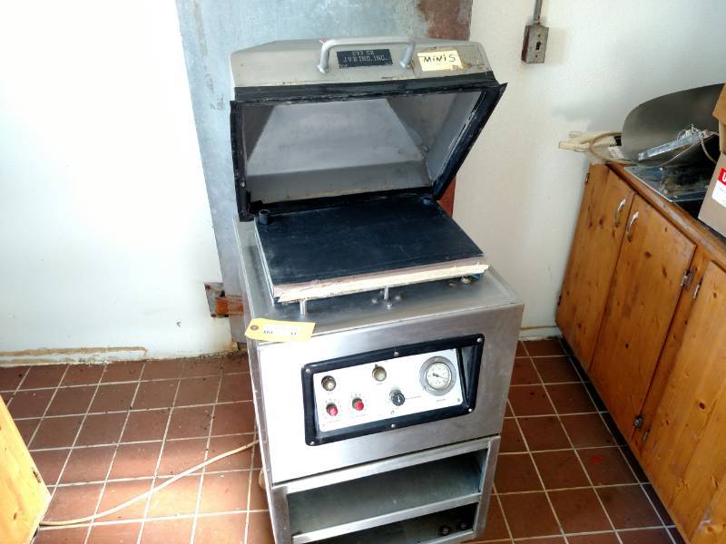 lot 11 image: Lacovac Minivac S Vacuum Sealer, 11...