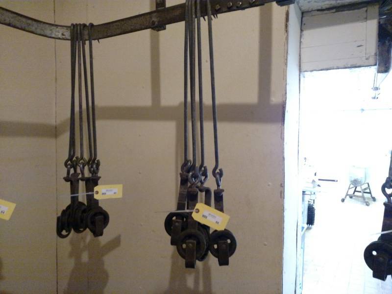lot 66 image: (5) 24 Trolley Hooks...