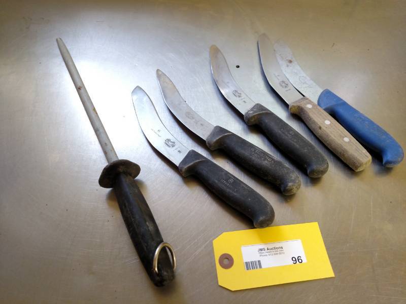 lot 96 image: Asstd Knives & Tools...