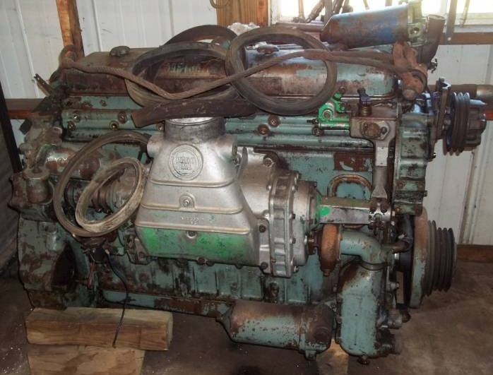 lot 3 image: 6-71 Detroit Diesel Engine