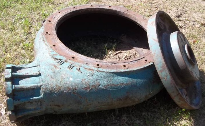 lot 28 image: Used Pump Case for a 12 X 10 Pekor Pump