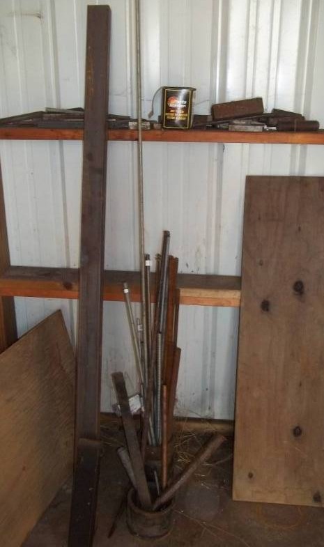 lot 79 image: Threaded Rod and Square Stock Metal