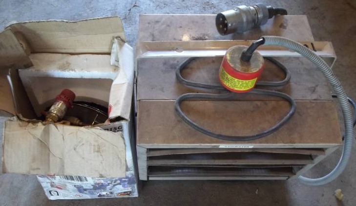 lot 91 image: Heaters