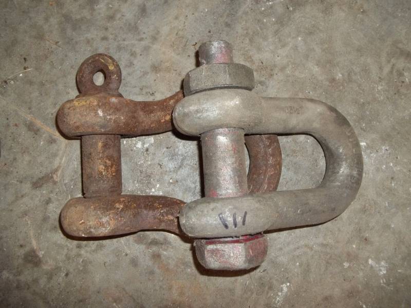 lot 111 image: Clevis  Anchor Shackles