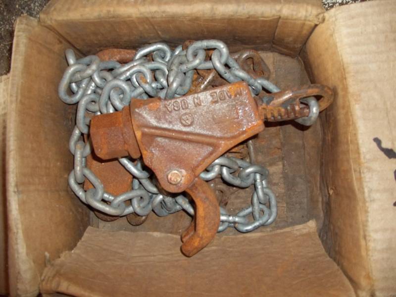 lot 136 image: Chain Wrenches