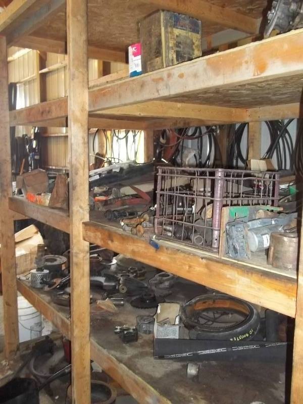lot 186 image: Misc Machine Parts and More