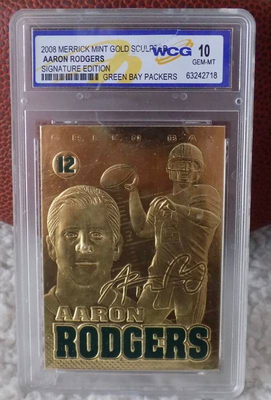 lot 10 image: (14) Green Bay Packer Memorabilia and Other Collectibles