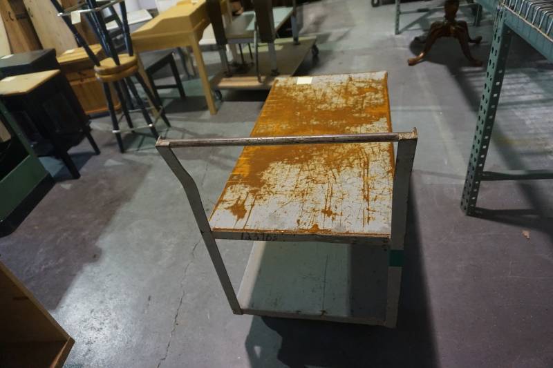 2 Level Wheeled Metal Shop Cart