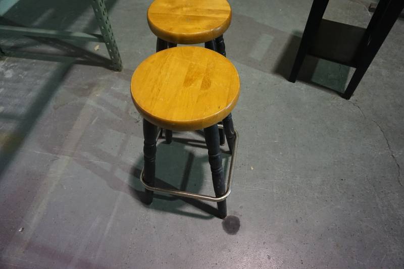 Set of 2 Wood Bar Stools