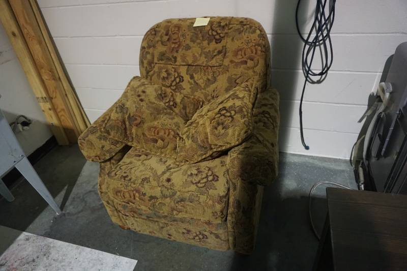 Cloth Reclining Lounge Chair