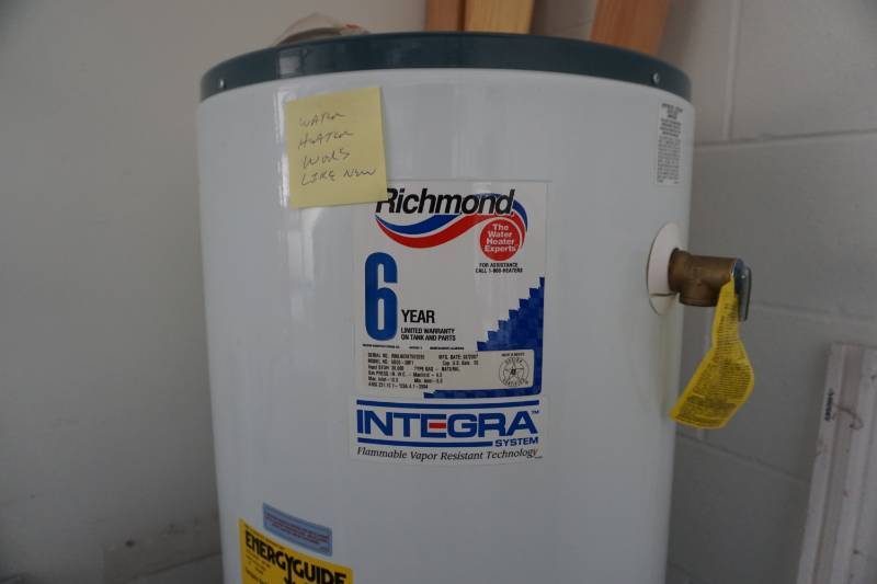 Richmond Brand Model RMLN0207509 Natural Gas Water Heater