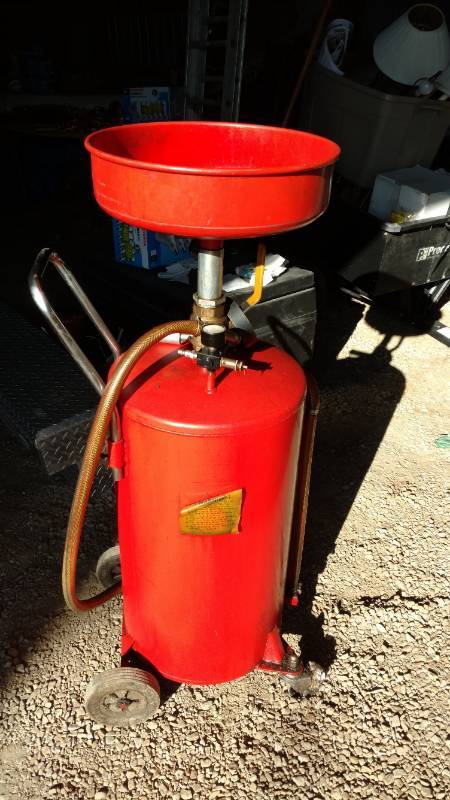 Oil collection tank
