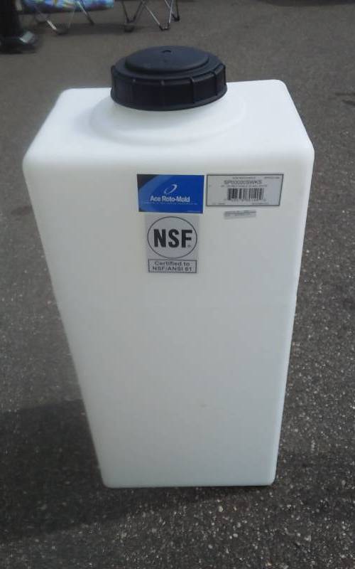 lot 4 image: NSF 20 Gallon Tank
