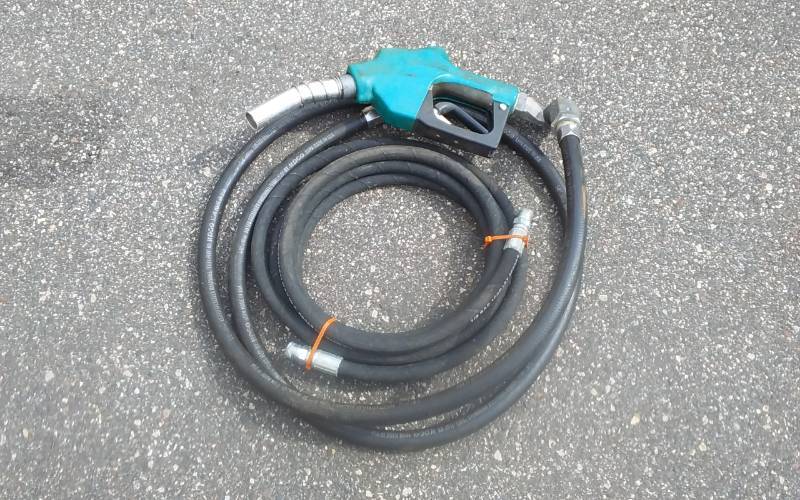 lot 9 image: Apache Diesel Nozzle With Hose & Other Hose