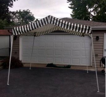 lot 58 image: Easy Up Sun Tent 10x10