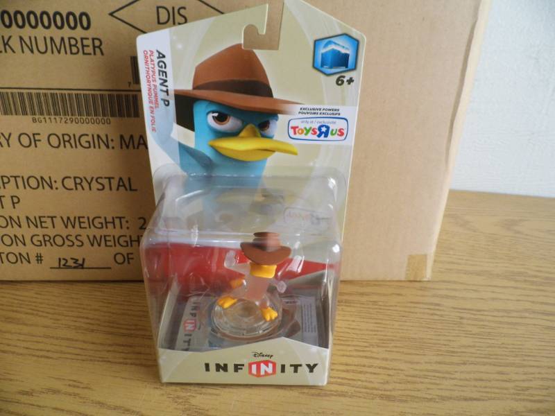 Case of 24 Agent P Figures