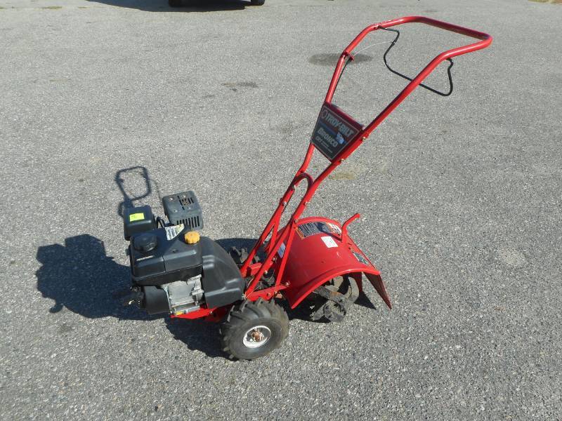 lot 6 image: Troybilt Tiller