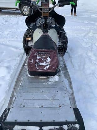 lot 10 image: 2003 Arctic Cat Mountain Cat 900
