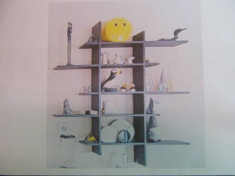 lot 49 image: standshelf