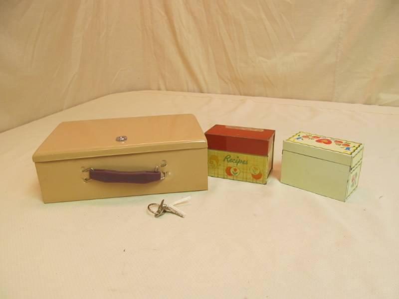 lot 85 image: vintage lock box, recipe tins