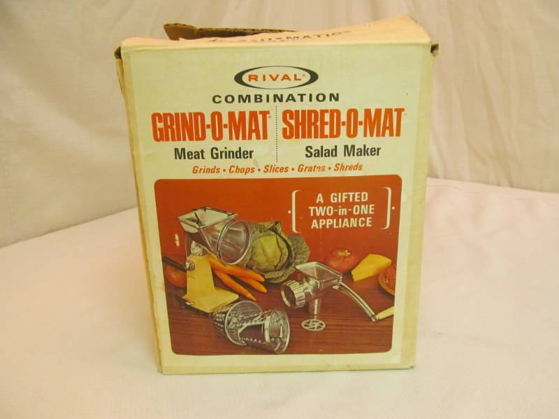lot 99 image: Rival food chopper