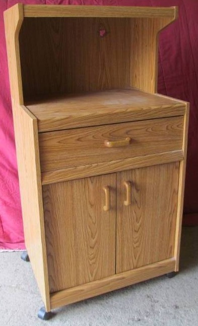 lot 110 image: kitchen cart