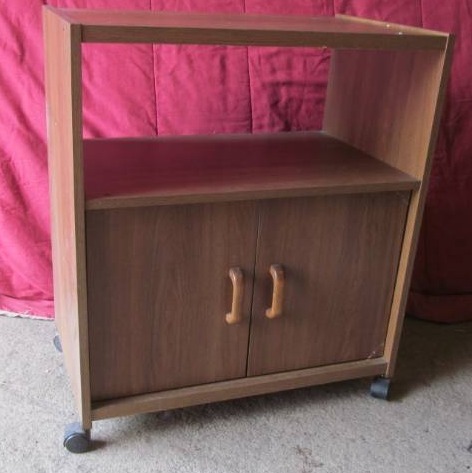 lot 114 image: kitchen cart