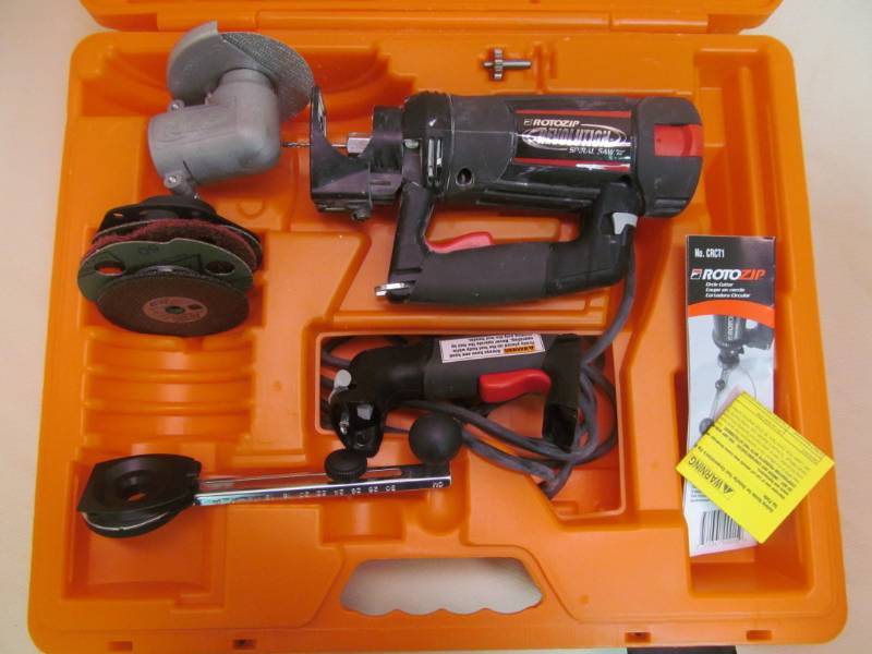 lot 17 image: Roto Zip Revolution Spiral Saw