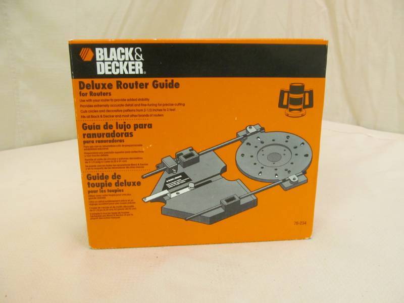 lot 20 image: Black and decker deluxe router guide