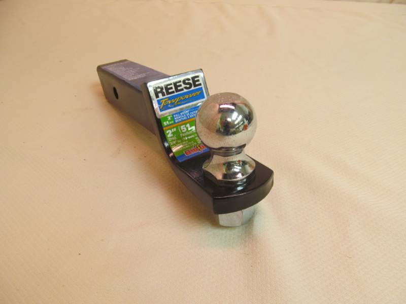 lot 21 image: Reese hitch