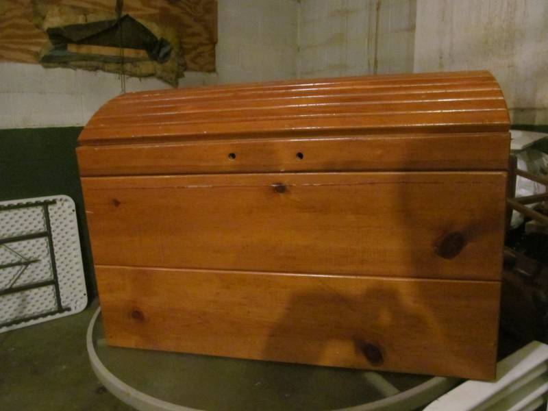 lot 151 image: chest