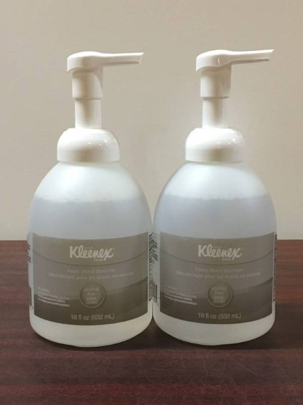 lot 66 image: Kleenex Hand Sanitizer