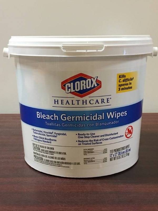 lot 72 image: Bleach Germicidal Wipes