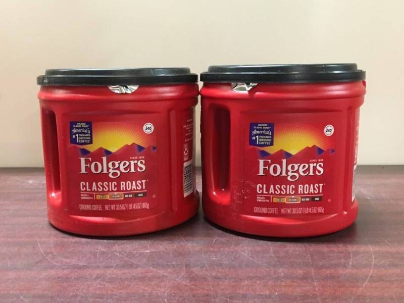 lot 37 image: Folgers Coffee